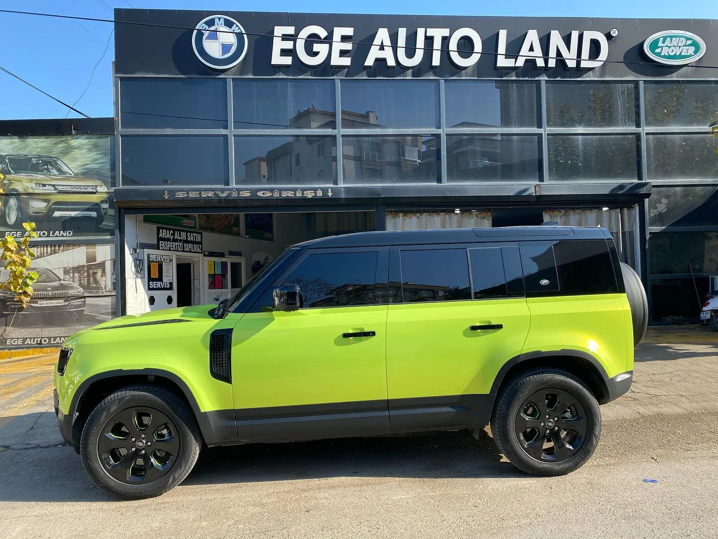 İzmir Yeni Land Rover Defender Özel Servis Bakımı